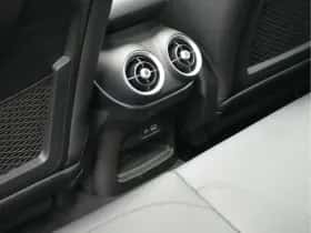 Alfa Romeo Stelvio (2023) thumbnail 43