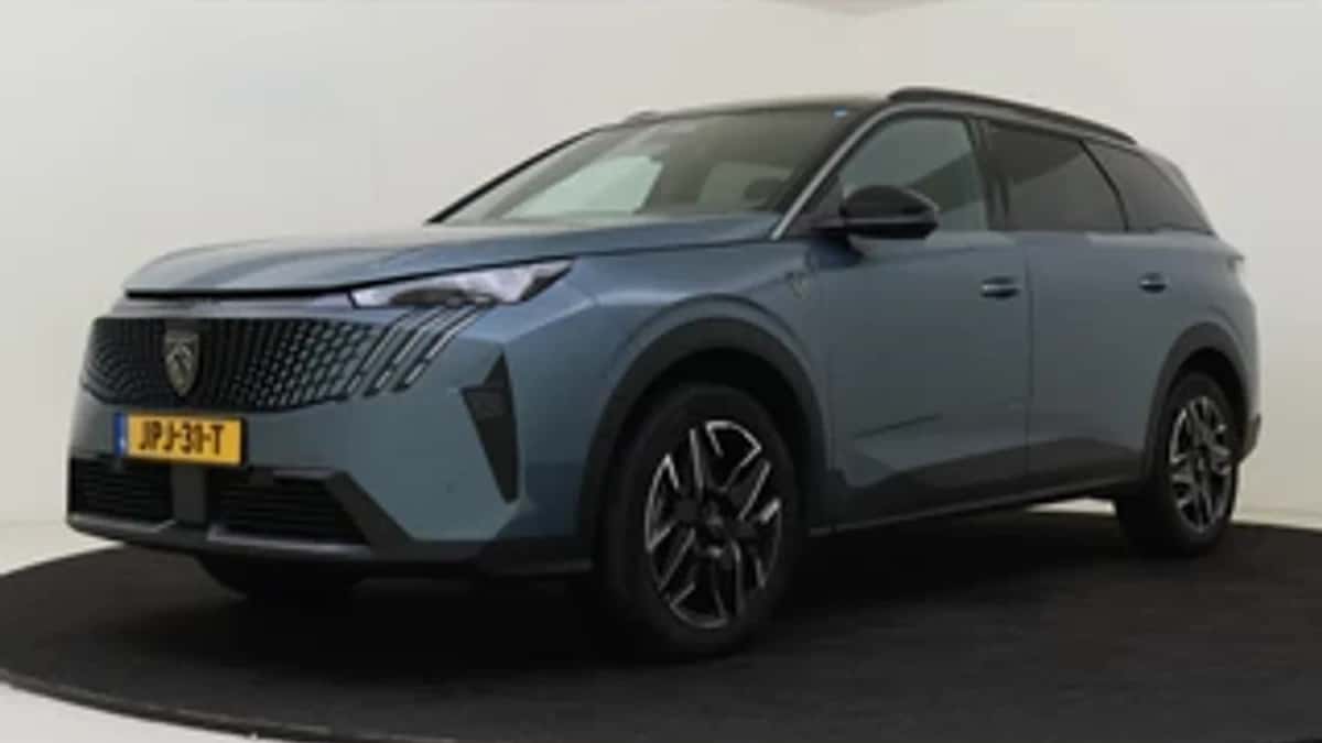 Peugeot 5008 (2025) — foto 1