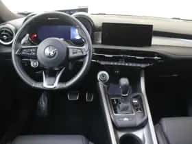 Alfa Romeo Tonale (2024) thumbnail 5
