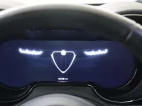 Alfa Romeo Tonale (2024) thumbnail 7