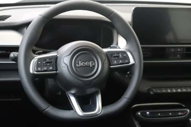 Jeep Avenger (2025) thumbnail 6