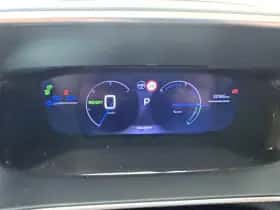 Peugeot e-2008 (2024) thumbnail 6