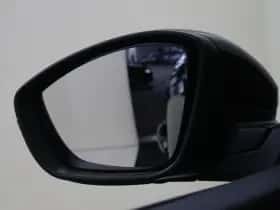 Peugeot e-2008 (2024) thumbnail 29