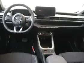 Jeep Avenger (2025) thumbnail 5