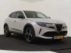 Alfa Romeo Junior (2025) thumbnail 3