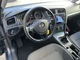 Volkswagen Golf (2018) thumbnail 12