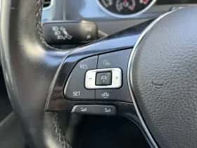 Volkswagen Golf (2018) thumbnail 15