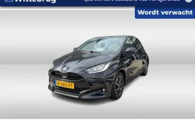 Toyota Yaris (2021) thumbnail 1
