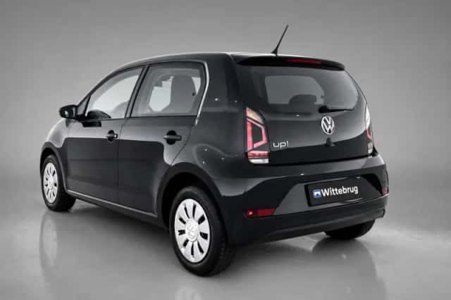 Volkswagen Up! (2023) thumbnail 6