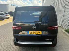 Volkswagen Multivan (2025) thumbnail 3