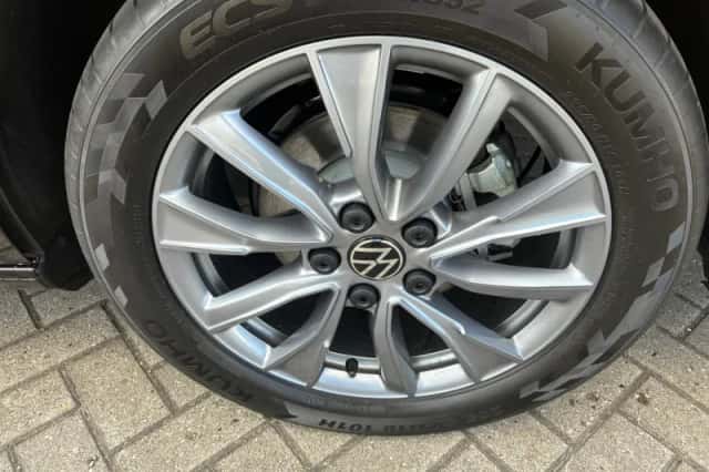 Volkswagen Multivan (2025) thumbnail 4