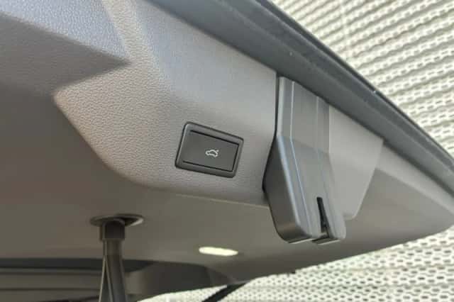 Volkswagen Multivan (2025) thumbnail 5