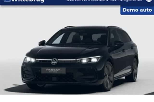Volkswagen Passat (2025) thumbnail 1