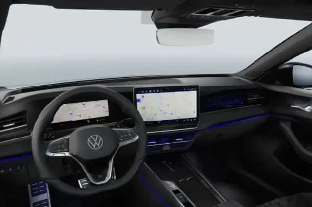 Volkswagen Passat (2025) thumbnail 5