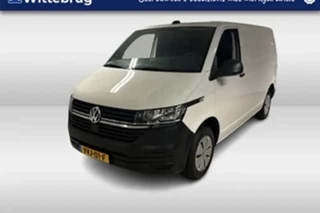 Volkswagen Transporter (2024) thumbnail 1