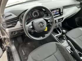Škoda Kamiq (2023) thumbnail 12