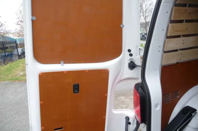 Volkswagen Transporter (2023) thumbnail 6