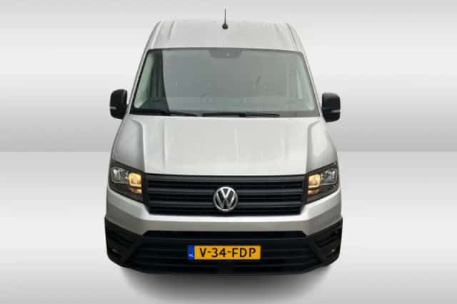 Volkswagen Crafter (2024) thumbnail 2