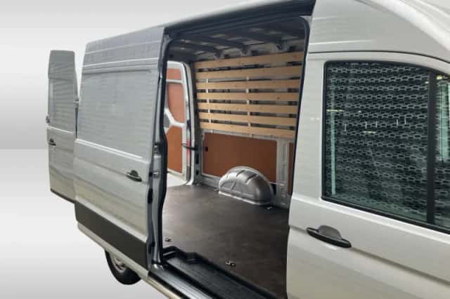 Volkswagen Crafter (2024) thumbnail 6