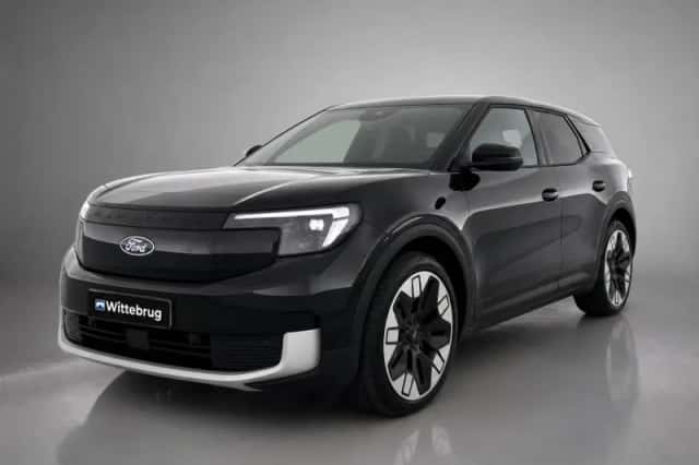 Ford Explorer (2025) thumbnail 4