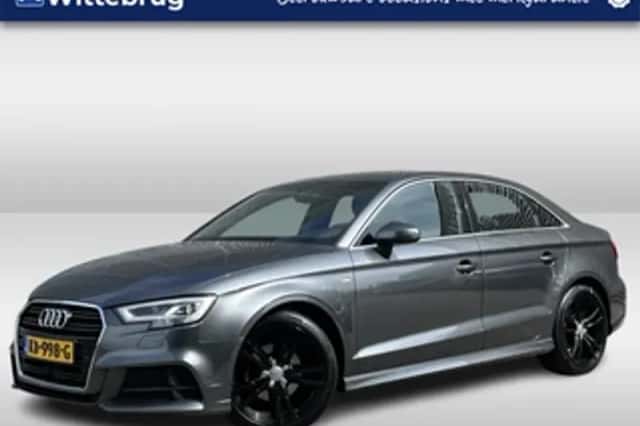 Audi A3 (2016) thumbnail 1