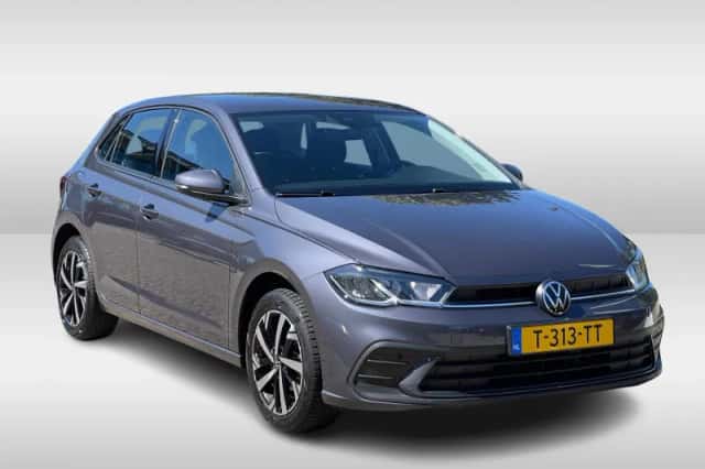 Volkswagen Polo (2023) thumbnail 3