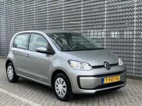Volkswagen Up! (2023) thumbnail 10