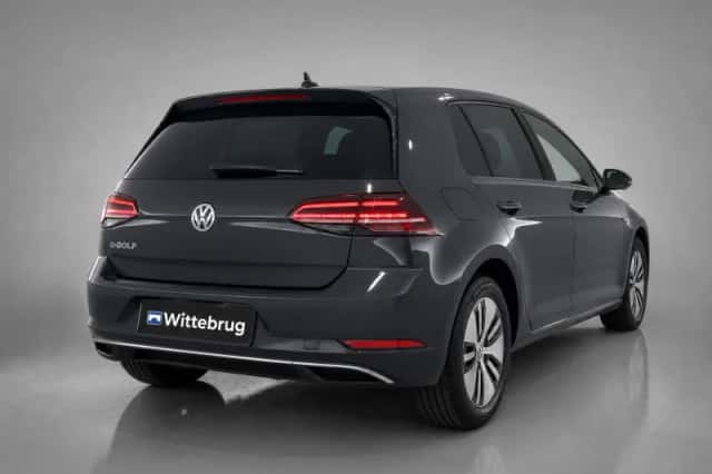 Volkswagen E-Golf (2020) thumbnail 5