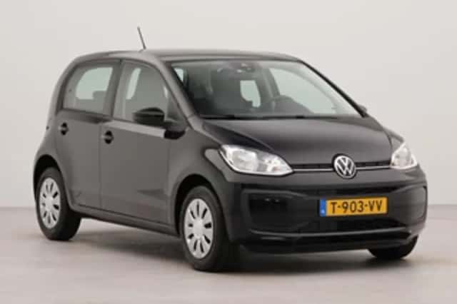 Volkswagen Up! (2023) thumbnail 3