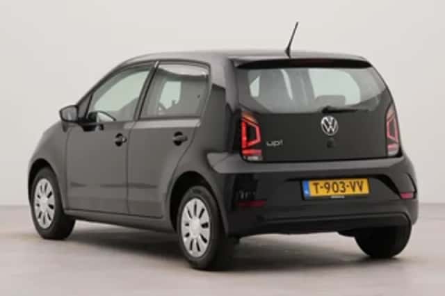 Volkswagen Up! (2023) thumbnail 4