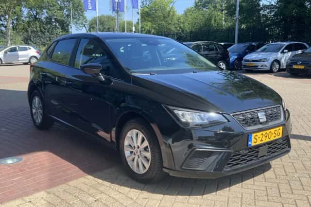 SEAT Ibiza (2023) thumbnail 3