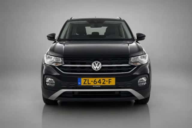 Volkswagen T-Cross (2019) thumbnail 5