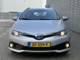 Toyota Auris (2018) thumbnail 12
