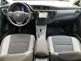 Toyota Auris (2018) thumbnail 14