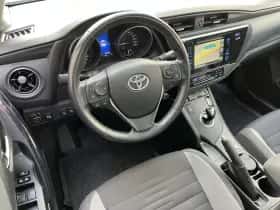 Toyota Auris (2018) thumbnail 25