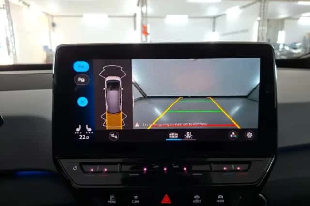 Volkswagen ID.3 (2023) thumbnail 6