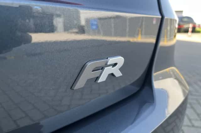 SEAT Arona (2021) thumbnail 3