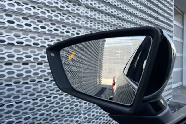 SEAT Arona (2021) thumbnail 5
