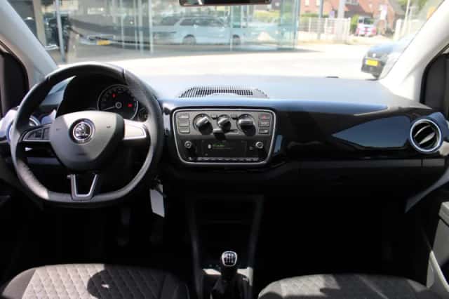 Škoda Citigo (2019) thumbnail 4