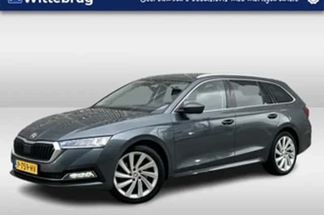 Škoda Octavia (2021) thumbnail 1