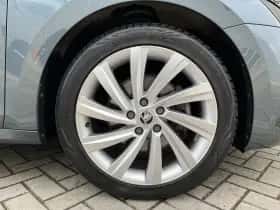 Škoda Octavia (2021) thumbnail 36