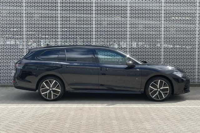 Volkswagen Passat (2025) thumbnail 2
