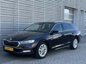 Škoda Octavia (2021) thumbnail 5