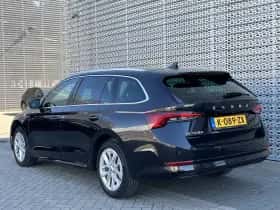 Škoda Octavia (2021) thumbnail 7