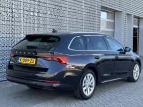Škoda Octavia (2021) thumbnail 9