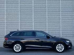Škoda Octavia (2021) thumbnail 10