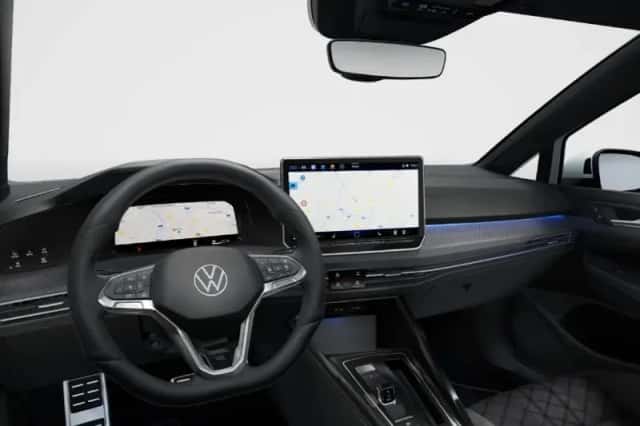 Volkswagen Golf (2025) thumbnail 5