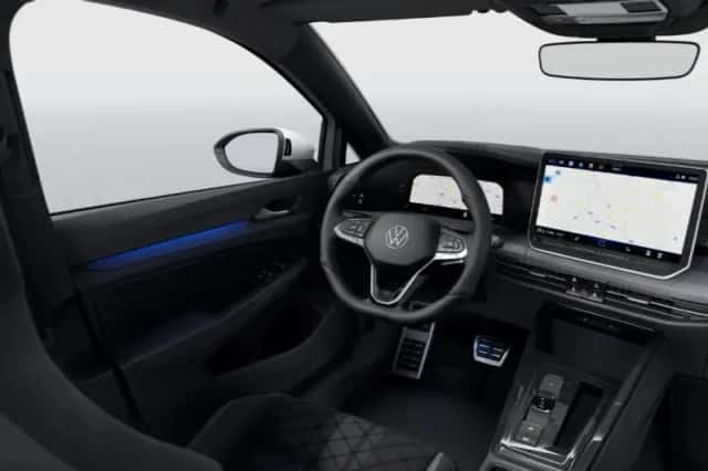 Volkswagen Golf (2025) thumbnail 6
