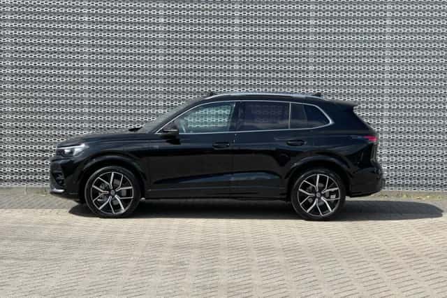 Volkswagen Tiguan (2025) thumbnail 4