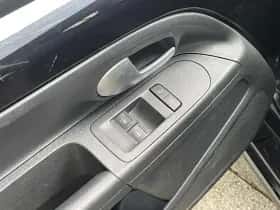 Volkswagen Up! (2023) thumbnail 11